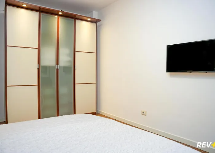 Anagnina Urban Stay Appartamento Luminoso con Balcone Metro A